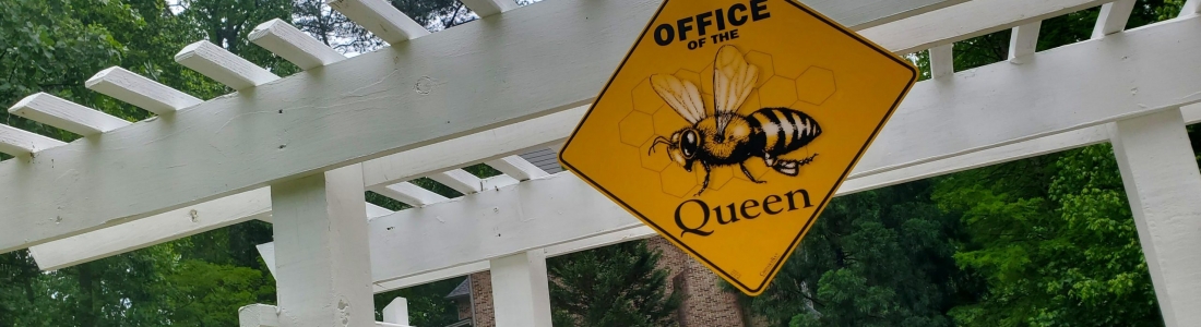 “Bee” a good neighbor to your nearby honeybees